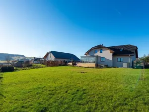 Prodej rodinného domu, Líšnice, 336 m2