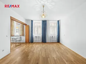 Pronájem bytu 3+1, Praha - Holešovice, Umělecká, 93 m2