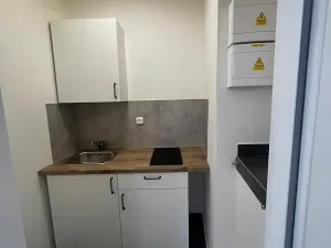 Pronájem obchodního prostoru, Praha - Holešovice, Heřmanova, 23 m2