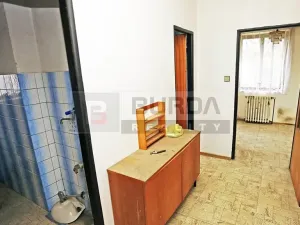 Prodej podílu rodinného domu, Zeleneč, Kasalova, 285 m2