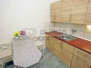 Pronájem bytu 1+kk, Neratovice, 28 m2