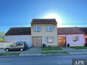 Prodej rodinného domu, Šumice, 172 m2