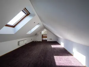 Prodej obchodního prostoru, Praha - Hlubočepy, Hlubočepská, 156 m2