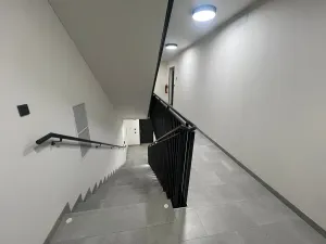 Pronájem bytu 2+kk, Praha - Prosek, Čakovická, 43 m2