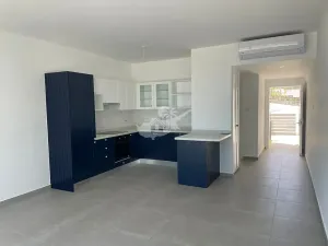 Prodej bytu 1+kk, Agios Amvrosios Keryneias, Kypr, 44 m2