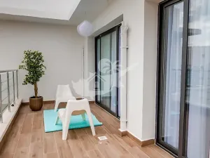 Prodej bytu 3+1, Trikomo, Kypr, 120 m2