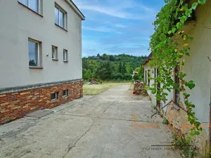 Prodej komerční nemovitosti, Lštění, Míru, 1933 m2