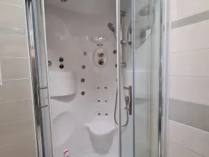 Prodej bytu 4+kk, Pula, Chorvatsko, 305 m2