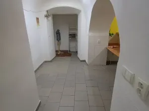 Pronájem obchodního prostoru, Nepomuk, náměstí Augustina Němejce, 130 m2