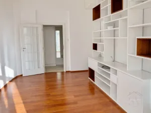 Pronájem bytu 2+1, Praha - Vinohrady, Francouzská, 63 m2