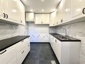 Pronájem rodinného domu, Jesenice - Zdiměřice, Skřivanová, 345 m2