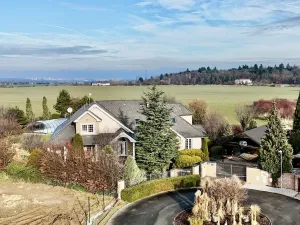 Pronájem rodinného domu, Jesenice - Zdiměřice, Skřivanová, 345 m2