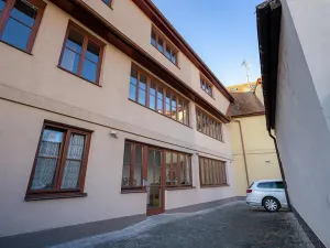 Prodej bytu 3+kk, Beroun, Náměstí Joachima Barranda, 81 m2