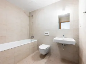 Pronájem bytu 2+kk, Praha - Libeň, Vojenova, 48 m2