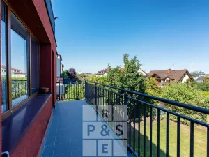 Prodej vícegeneračního domu, Praha - Štěrboholy, Pod areálem, 333 m2