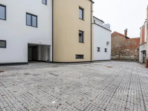 Pronájem bytu 2+kk, Staré Město, Hradišťská, 57 m2