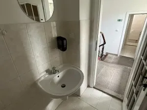 Pronájem komerční nemovitosti, Liberec, Karoliny Světlé, 305 m2