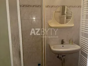 Prodej bytu 2+kk, Praha - Bubeneč, Lotyšská, 39 m2