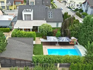 Prodej rodinného domu, Moravany, V Jámách, 382 m2