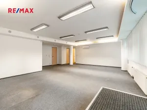Pronájem kanceláře, Praha - Smíchov, Kováků, 103 m2