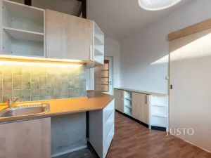 Pronájem bytu 2+1, Uherské Hradiště, Štěpnická, 60 m2