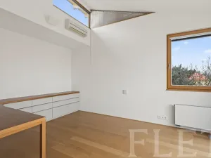 Pronájem bytu 6+kk a větší, Praha - Nusle, Na Bučance, 186 m2