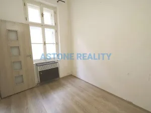 Prodej bytu 3+1, Praha - Karlín, Peckova, 96 m2