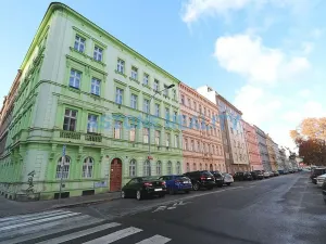 Prodej bytu 3+1, Praha - Karlín, Peckova, 96 m2