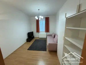 Pronájem bytu 1+1, Kutná Hora, Pobřežní, 35 m2