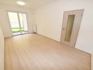 Prodej bytu 2+kk, Praha - Vršovice, Petrohradská, 118 m2