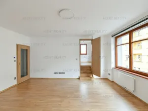 Pronájem bytu 3+kk, Praha - Břevnov, Za Strahovem, 56 m2