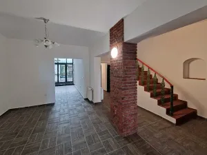 Pronájem rodinného domu, Praha - Břevnov, Na zástřelu, 297 m2