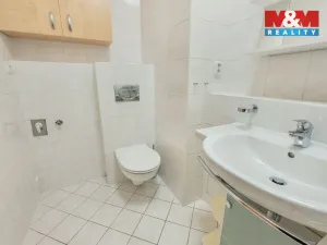 Pronájem bytu 2+kk, Praha, Voskovcova, 48 m2