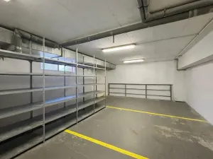 Pronájem skladu, Dolní Břežany, Ke Kapličce, 40 m2