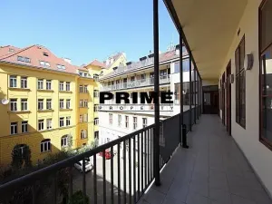 Pronájem kanceláře, Praha - Smíchov, Štefánikova, 55 m2