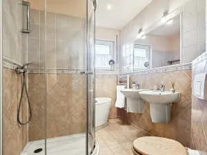 Prodej rodinného domu, Buštěhrad, Břízová, 139 m2