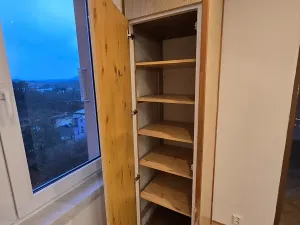 Prodej bytu 2+1, Karlovy Vary, Lomená, 52 m2