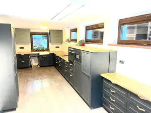 Prodej bytu 5+1, Praha - Libuš, Na šejdru, 180 m2