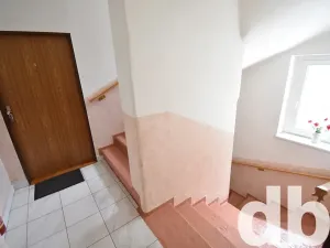 Pronájem bytu 2+kk, Karlovy Vary, Vítězná, 45 m2