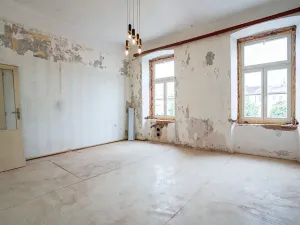 Prodej komerční nemovitosti, Hostinné, Poštovní, 438 m2