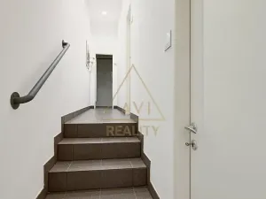 Pronájem obchodního prostoru, Praha - Vršovice, Černomořská, 364 m2