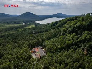 Prodej ubytování, Doksy, Pod Borným, 1700 m2