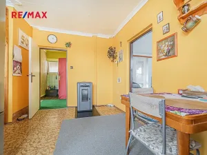 Prodej rodinného domu, Praha - Dolní Počernice, Listopadová, 302 m2