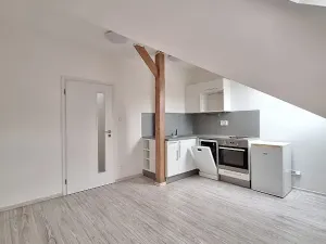 Pronájem bytu 2+kk, Praha - Vokovice, Na dlouhém lánu, 40 m2