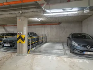 Pronájem bytu 3+kk, Praha - Vysočany, Kolbenova, 66 m2