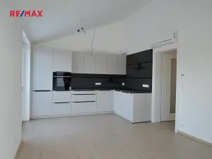 Pronájem bytu 3+kk, Hostivice, Cihlářská, 62 m2
