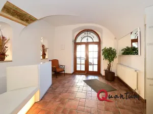 Pronájem kanceláře, Praha - Hradčany, Loretánské náměstí, 26 m2