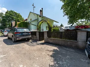 Prodej chaty, Hradčany, 61 m2