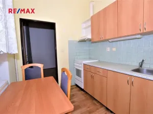 Pronájem bytu 1+1, Plzeň, Husova, 31 m2