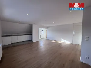 Pronájem bytu 1+kk, Zákupy, Nádražní, 65 m2